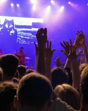 Greta Van Fleet, The Kooks & Luna Li